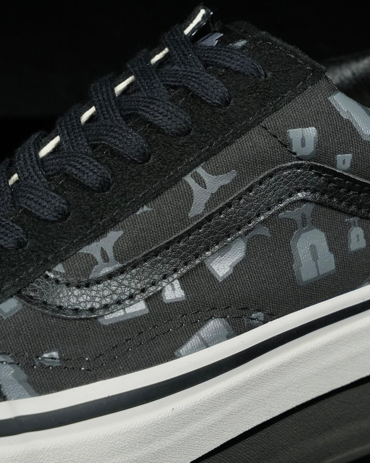 UNDEFEATED X VANS OG OLD SKOOL LX - 'Dark Shadow'