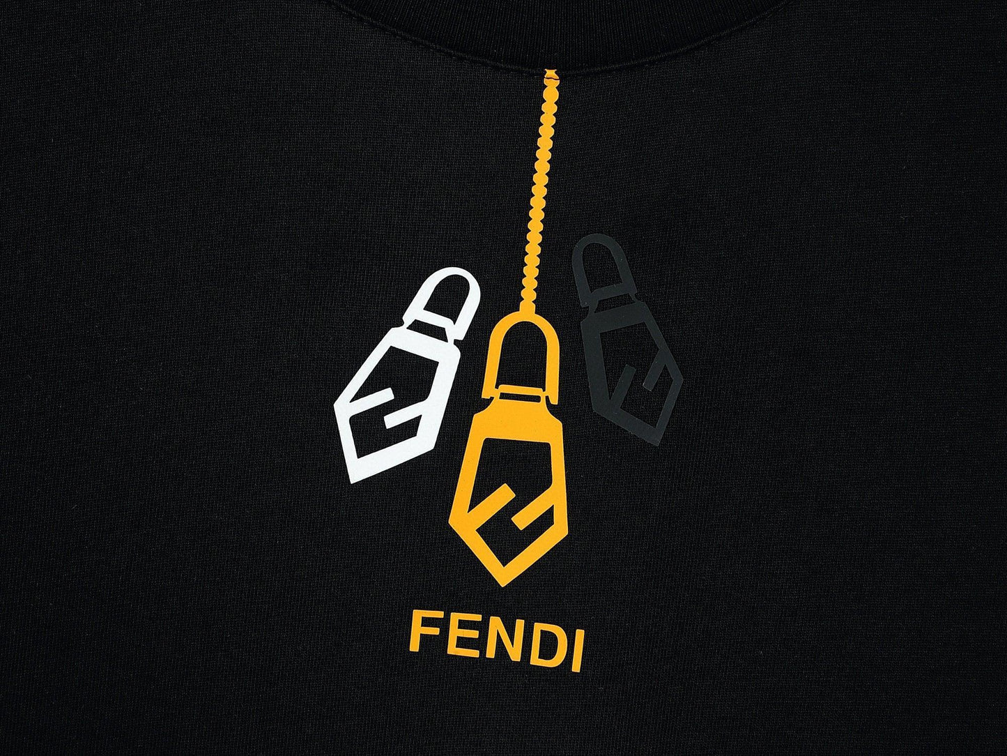 Fendi T-Shirt without Collar 'Black'