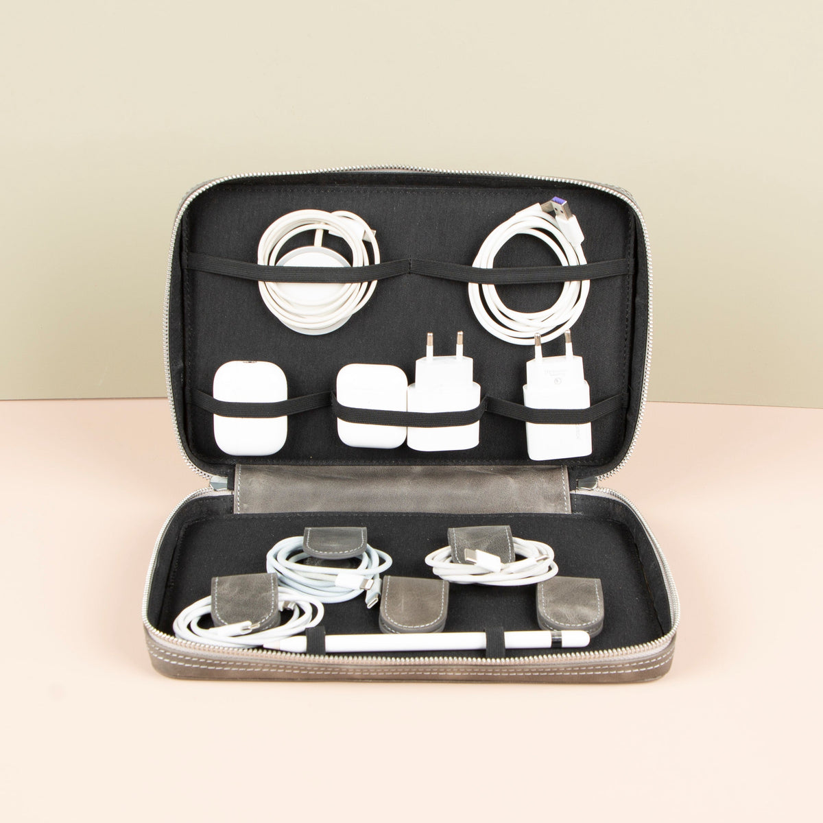 Leather Tech Organizer Case - Light Gray - Oslo