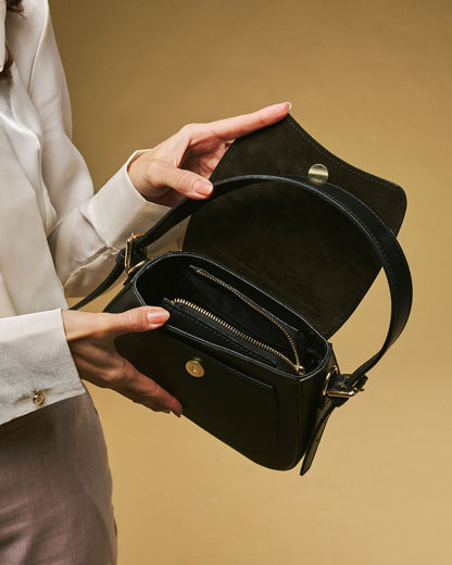 Ottavia (black) - Italian calf leather women's crossbody bag (with shoulder strap) — photo 4 of 8