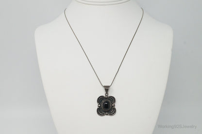 Vintage Native American Unsigned Black Onyx Sterling Silver Necklace