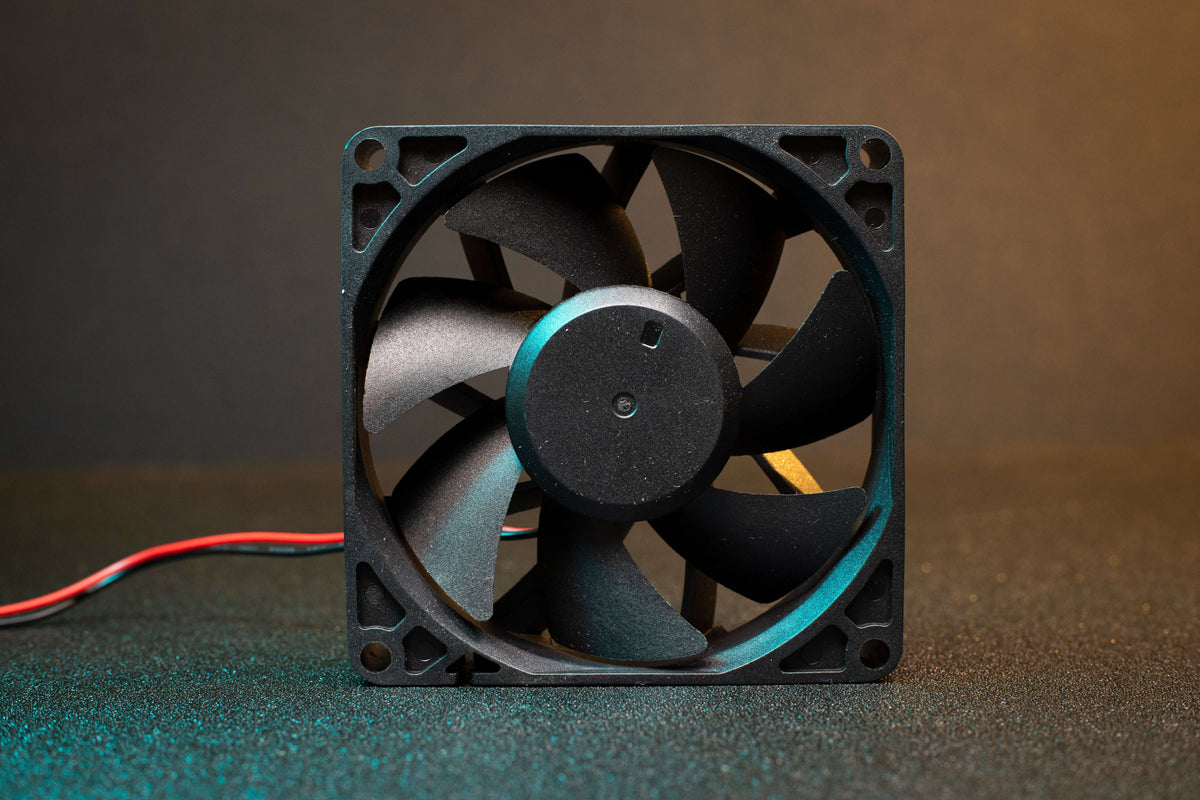 HoneyBadger Balance Series 8025 Axial Fan — photo 3 of 5