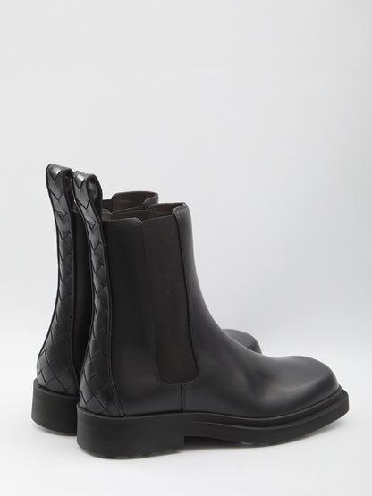BOTTEGA VENETA Elegant Chelsea Boots for Women