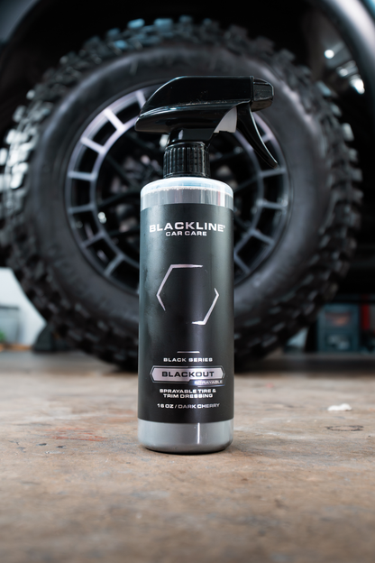 BLACKLINE® REVESTIMIENTO PARA NEUMÁTICOS Y MOLDURAS OPACAS