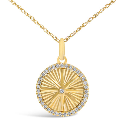 14K Yellow Gold 1/5 Cttw Diamond Starburst Fluted Medallion Pendant Necklace