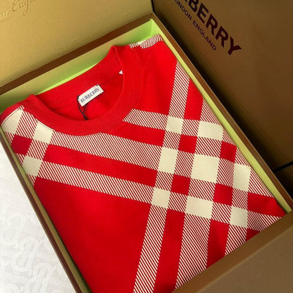 Burberry Crew Neck T-Shirt 'Red' - Luxury Cotton Comfort