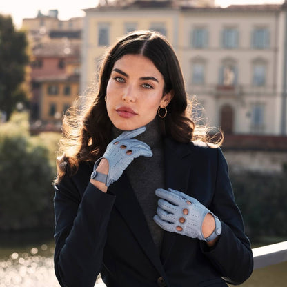 Alessa (sky) - Classic Italian lambskin leather driving gloves — photo 2 of 10
