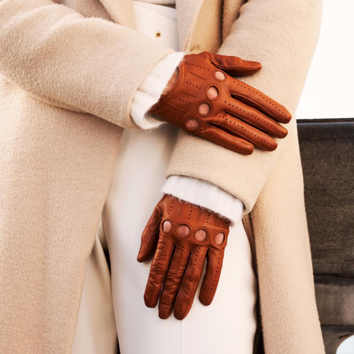 Alessa (cognac) - Classic Italian lambskin leather driving gloves & touchscreen feature — photo 4 of 10