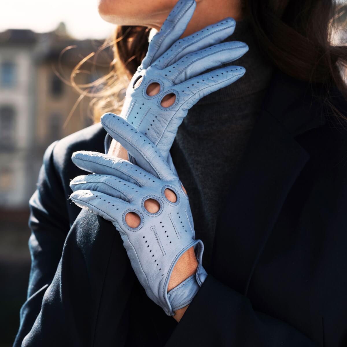 Alessa (sky) - Classic Italian lambskin leather driving gloves — photo 3 of 10