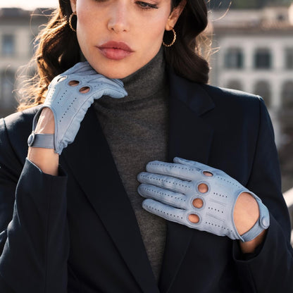 Alessa (sky) - Classic Italian lambskin leather driving gloves — photo 5 of 10