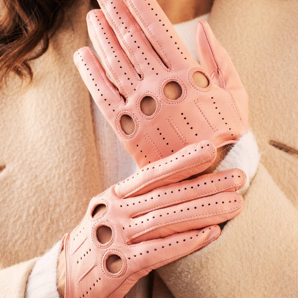 Alessa (pink) - Classic Italian lambskin leather driving gloves — photo 5 of 10