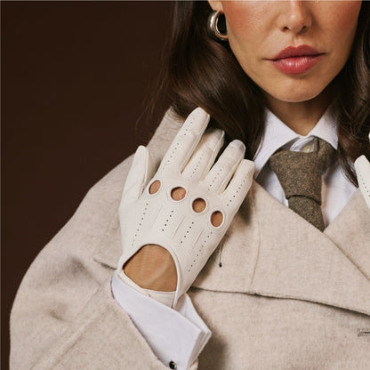 Alessa (white) - Classic Italian lambskin leather driving gloves — photo 6 of 10