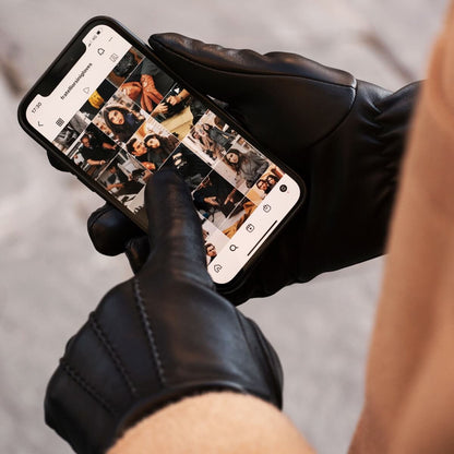 Alessandro (black) - Italian lambskin leather gloves with cashmere lining & touchscreen feature — photo 9 of 10