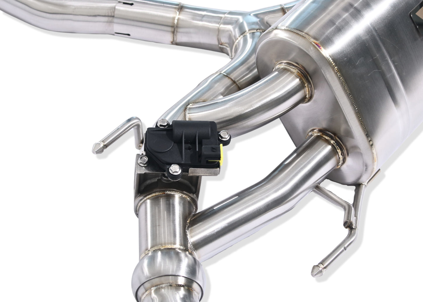 Alfa Romeo Giulia Catback Exhaust - Performance Valved by Yonristic Performance — photo 3 of 10