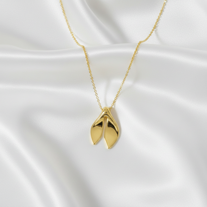 Tiffany Leaf Fin · 18K Yellow Gold