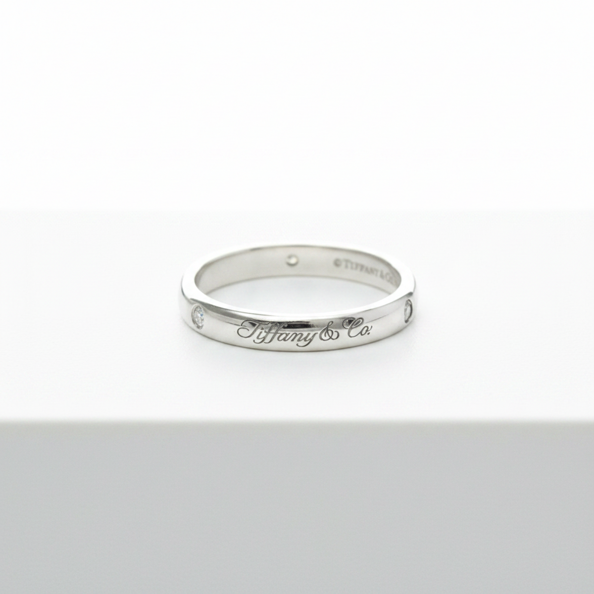 Tiffany Notes Lucida · Diamond · Platinum