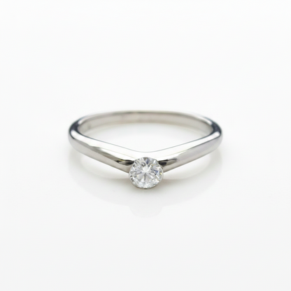 Tiffany Curved Band · Platinum · Diamond