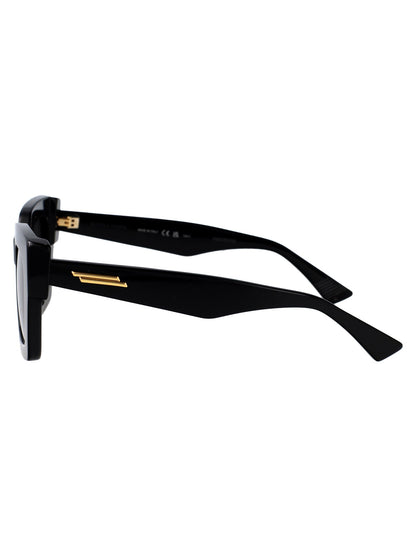 BOTTEGA VENETA Stylish Oversized Women's Sunglasses