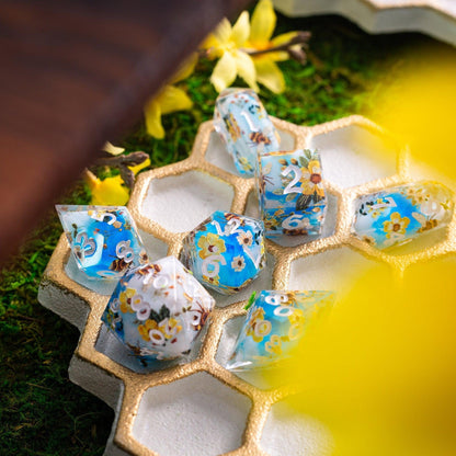 Bienen und Blumen Handgefertigtes Harz-DND-Würfelset