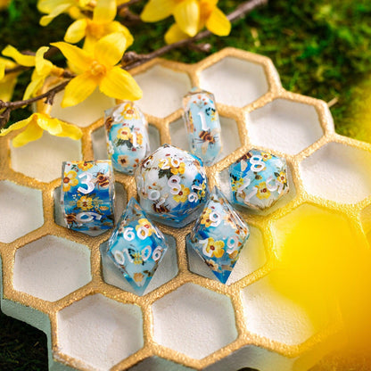 Bienen und Blumen Handgefertigtes Harz-DND-Würfelset