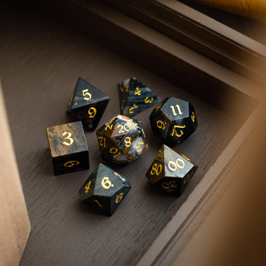 Juego de dados DND de Ojo de Águila de Gemas Negras tallados a mano