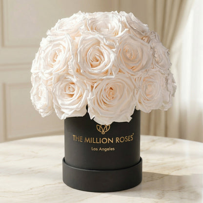 Essence Black Superdome Box | White Roses