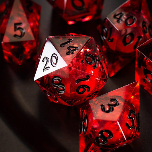 Juego de dados de resina hechos a mano con núcleo líquido de purpurina roja sangre para DND