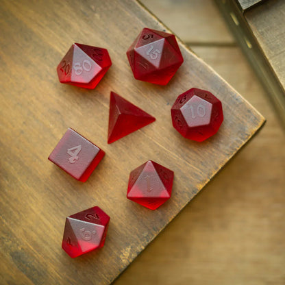Juego de dados de DND tallados a mano de cristal de circón levantado rojo sangre