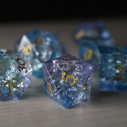 Juego de dados de DND de cristal de fuego Blue Wing Forge