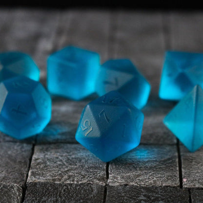 Juego de dados de calabozos y dragones de cristal tallado a mano de circón azul