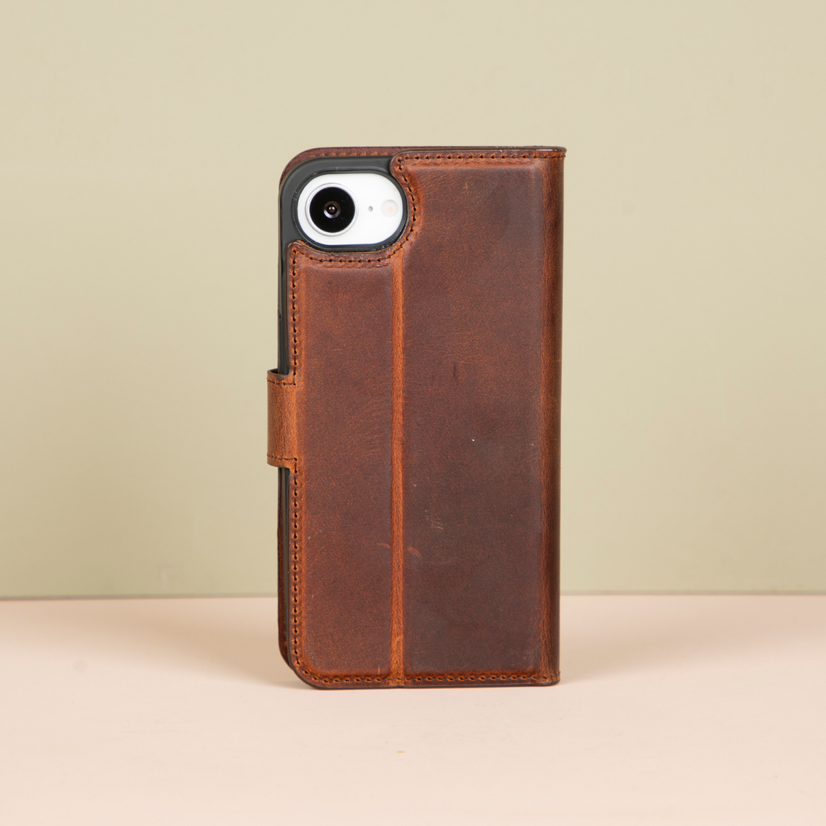 iPhone 16e Leather Wallet Case - Brown - Brooklyn