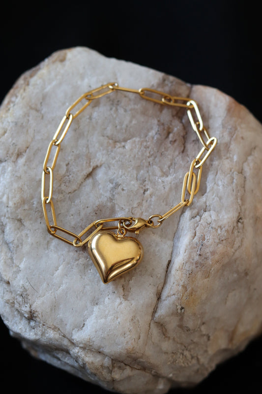 Chunky Gold Heart Bracelet – 18K Gold Plated Stainless Steel Paperclip Chain