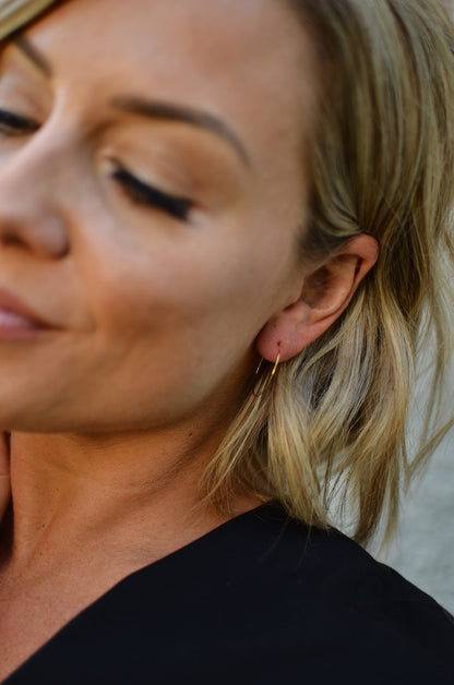 Dainty Gold Hoop