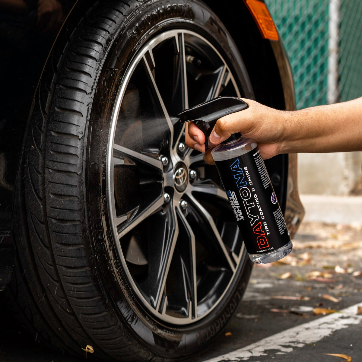WASH&WHIPS SEAL - Exterior Seal & Shine Kit (Step 3) — photo 4 of 9