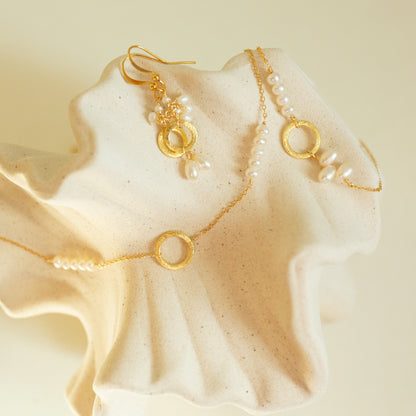 Pearl Solara Necklace