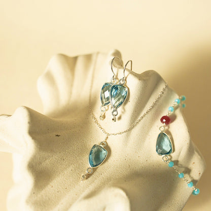 London Blue Gold Isla Necklace