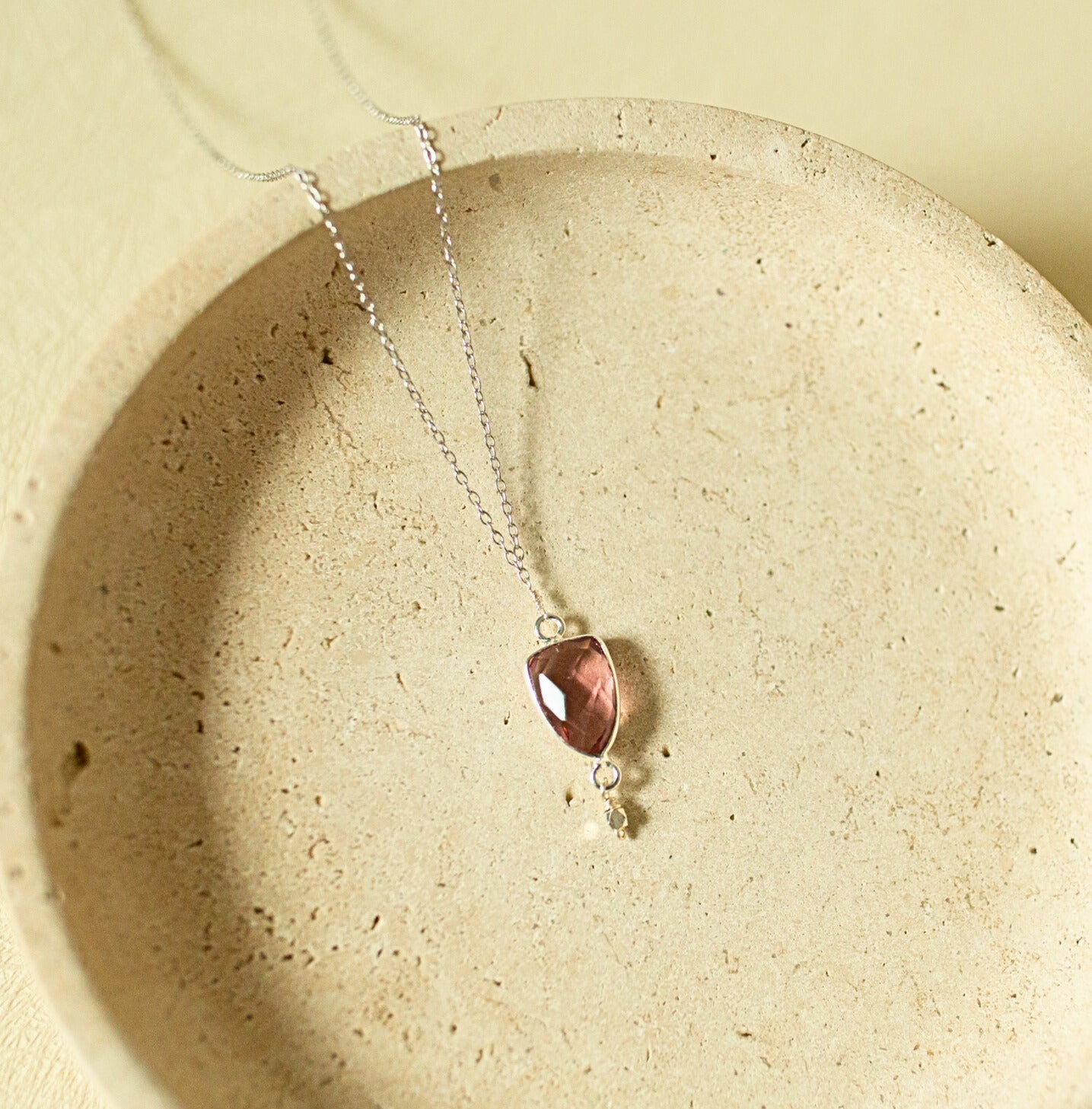 Rhodolite Garnet Gold Isla Necklace
