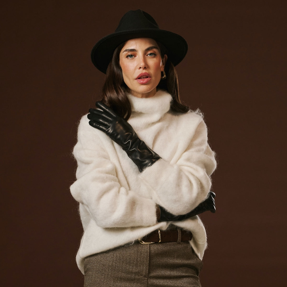 Camilla (black) - Italian long leather winter gloves with luxurious cashmere lining — photo 10 of 10