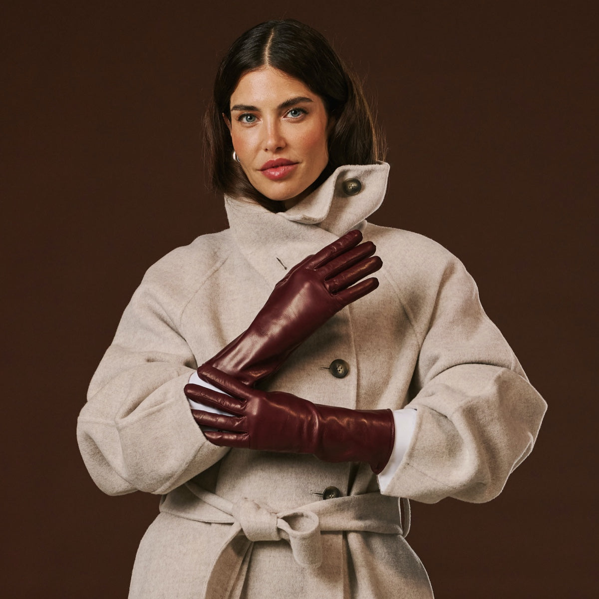 Camilla (xb) - Italian long leather winter gloves with luxurious cashmere lining — photo 1 of 10