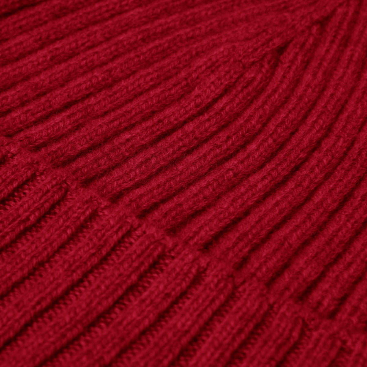 Milano (red) - Italian 100% cashmere ribbed beanie (unisex) — photo 3 of 10