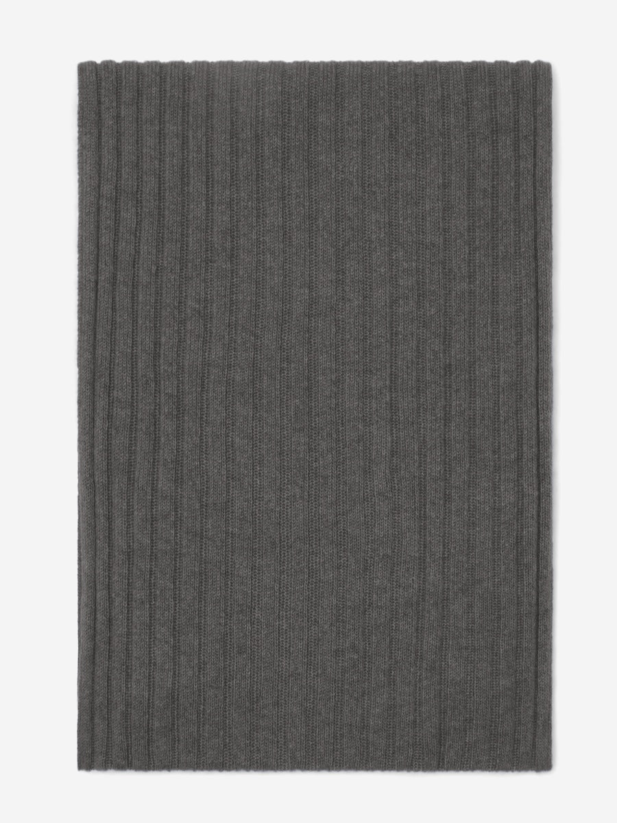 Napoli (dark grey) - Italian 100% cashmere ribbed scarf (unisex) — photo 3 of 10