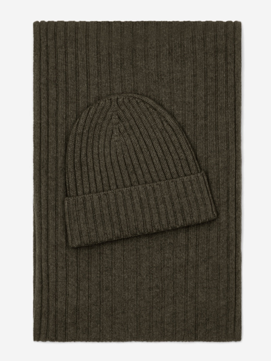 Napoli (dark green) - Italian 100% cashmere ribbed scarf (unisex) — photo 4 of 10