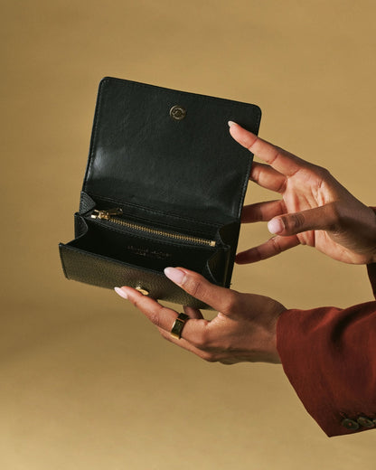 Costanza (black) - Italian calf leather women’s wallet — photo 2 of 5