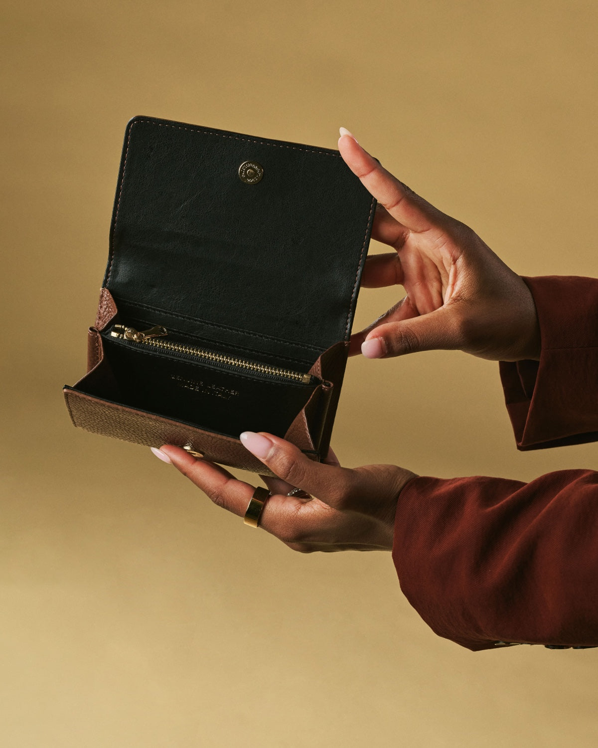 Costanza (brown) - Italian calf leather women’s wallet — photo 3 of 4