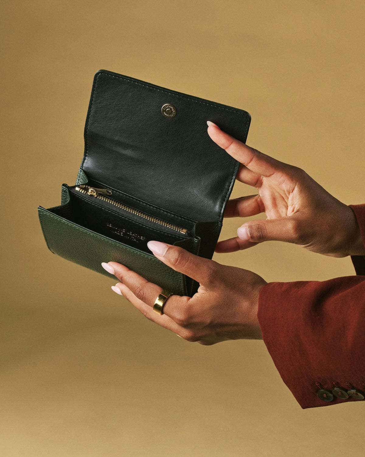 Costanza (green) - Italian calf leather women’s wallet — photo 3 of 4