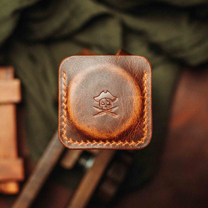 Peso Pocket v3 – Leather Challenge Coin Slip | Pirate Goods