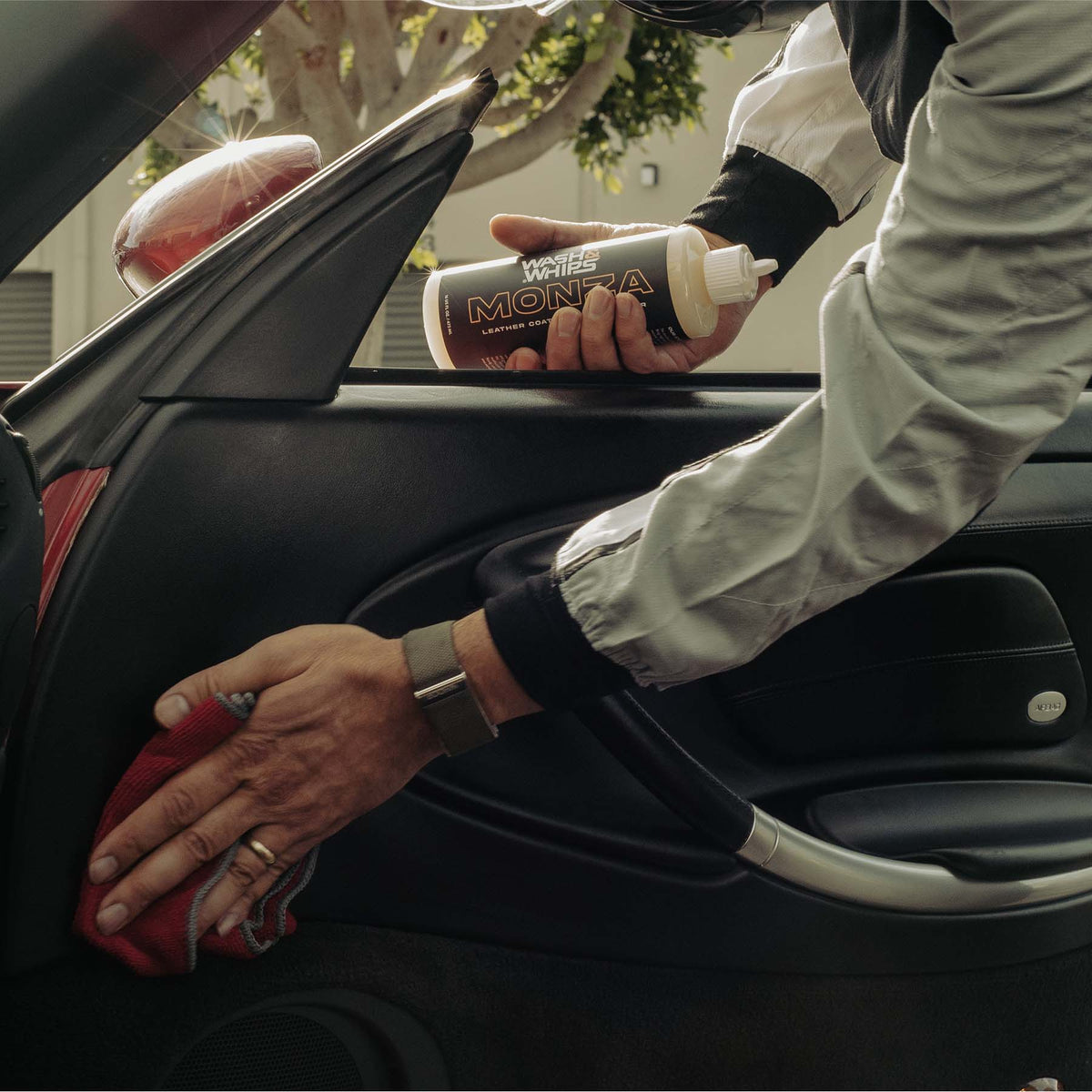 WASH&WHIPS Monza Leather Coating & Conditioner — photo 4 of 8