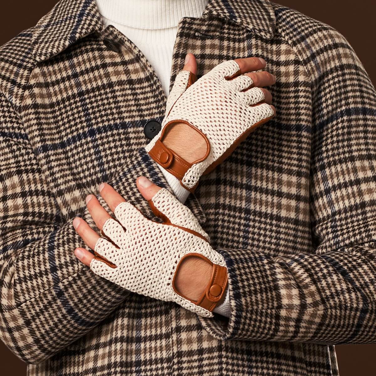 Dario (cognac) - Hand-sewn Italian crochet driving gloves from lambskin leather — photo 7 of 10