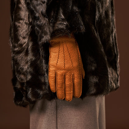 Donatella (brown) – Luxurious Italian peccary leather gloves with cashmere lining — photo 10 of 10