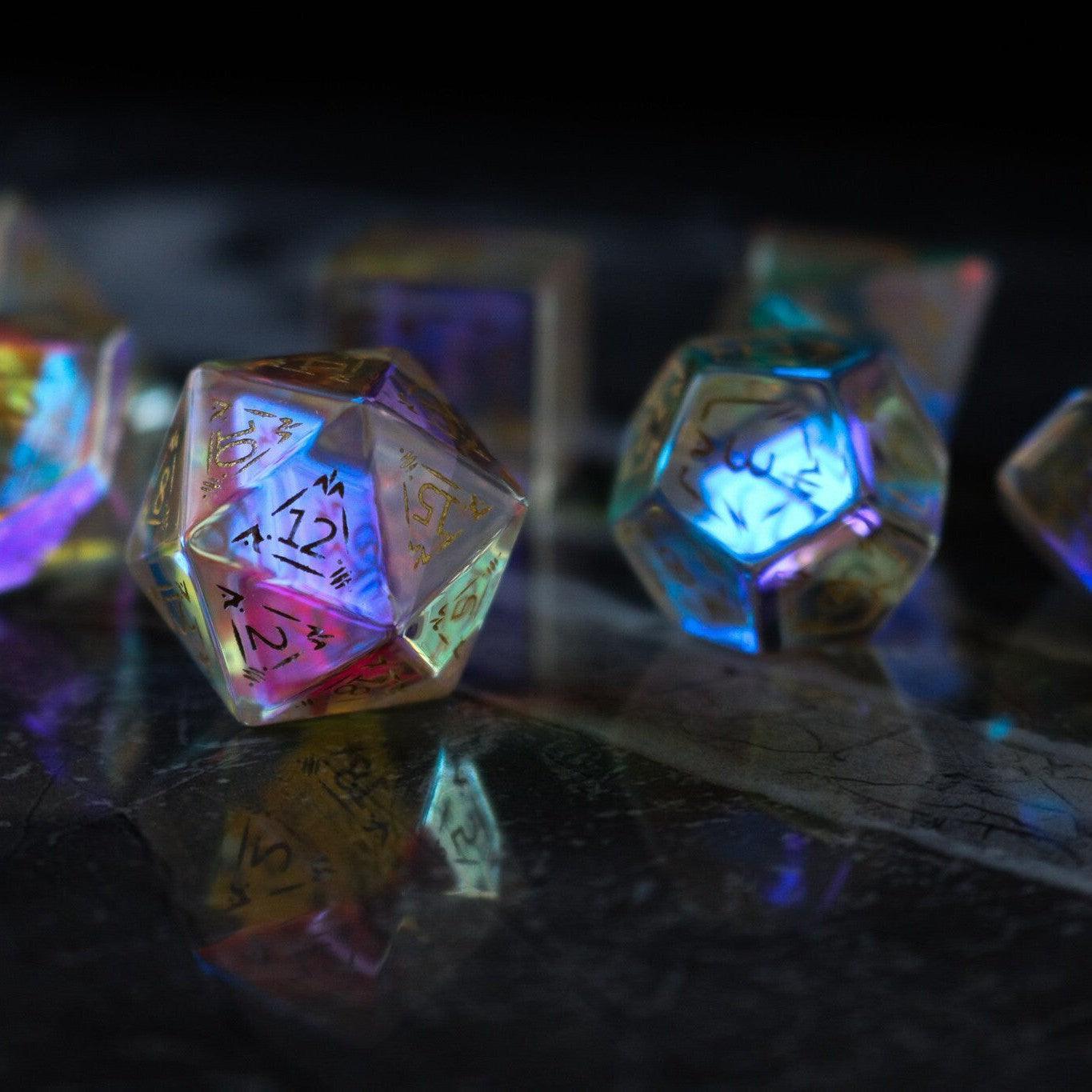 Dragon Shield Edelstein Dichroitisches Glas D&D-Würfelset
